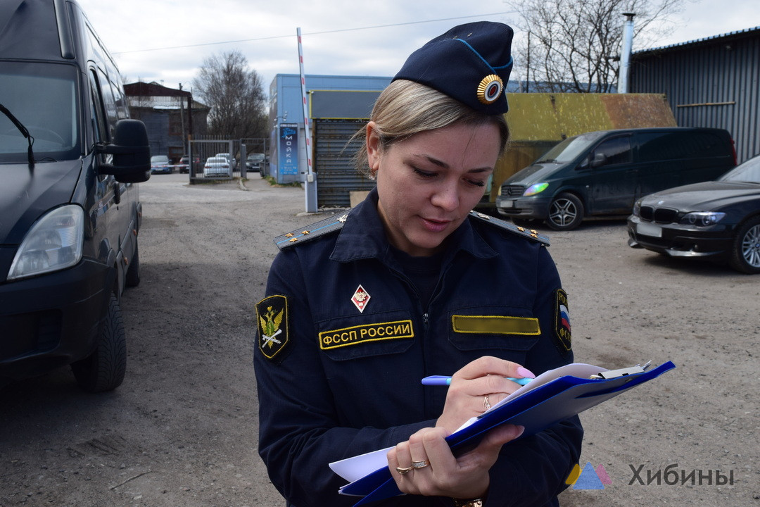 Арест автобусов ускорил оплату долга