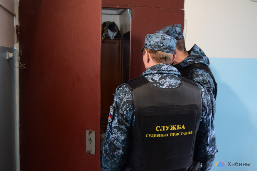 Долг по алиментам придется отработать