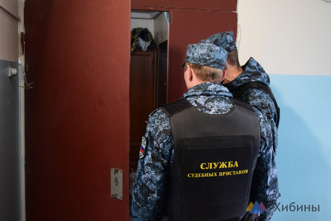 Долг по алиментам придется отработать