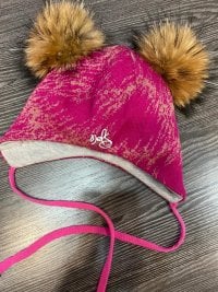 Красивая зимняя шапка для девочки