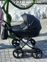 Объявление Продам коляску 2в1