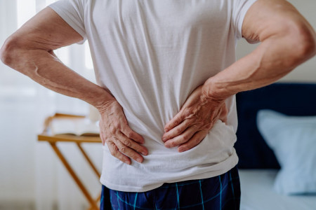 Врач назвала эффективный способ решить распространенную проблему со здоровьем — спина болеть больше не будет